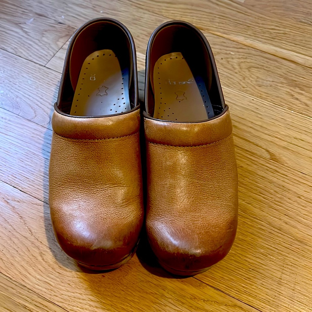 Dansko brown leather clogs size 39